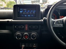 Suzuki Jimny MT 2023 manual jungle green hijau cash kredit bisa dibantu 8