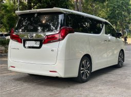 Toyota Alphard G 2020 White AT