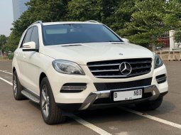 MERCEDES BENZ ML250 CDI AT PUTIH 2015 HARGA TERMURAH SIAP PAKAI