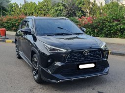 Toyota Yaris Cross 1.5 S GR CVT TSS 2023 hitam km 9 rban pajak panjang hybrid cash kredit bisa