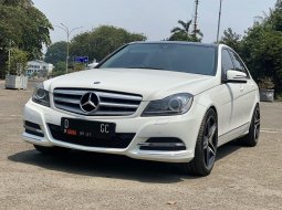 Mercedes-Benz C-Class C 300 2013 Putih 3