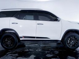 Toyota Fortuner New 4x2 2.8 GR Sport A/T DSL 2023 3