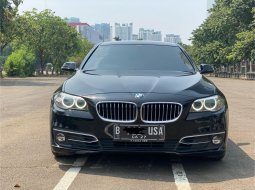 Jual mobil BMW 5 Series 2016