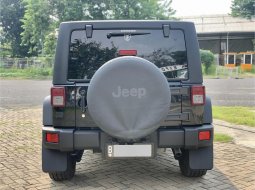 Jeep Wrangler Sport Unlimited 2011 6