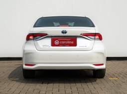 Toyota Corolla Altis Hybrid HV 1.8 AT 2022 Putih - TDP Rendah - Pajak Panjang 9