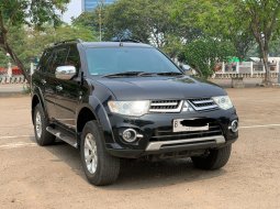 MITSUBISHI PAJERO DAKAR AT HITAM 2013