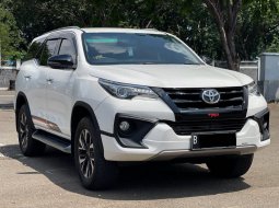 TOYOTA FORTUNER VRZ TRD AT PUTIH 2019 HARGA TERMURAH SIAP PAKAI