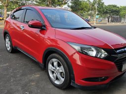 Jual mobil Honda HR-V E CVT 2016 Merah Full Record TDP MINIM 9