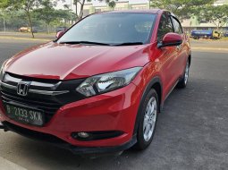 Jual mobil Honda HR-V E CVT 2016 Merah Full Record TDP MINIM 1