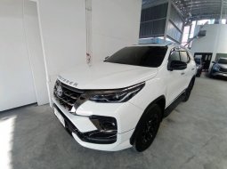 Toyota Fortuner New  4x4 2.8 GR Sport A/T DSL GR SPORT 1