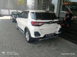 Daihatsu Rocky 1.2 X MT ADS 2021 Putih 4