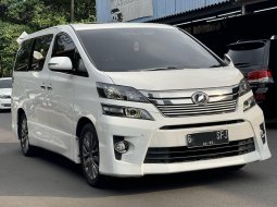 TOYOTA VELLFIRE Z GOLDEN EYE AT PUTIH 2015 KONDISI TERAWAT