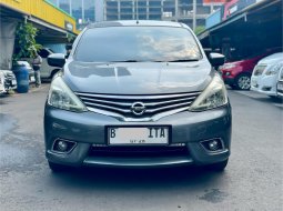 Nissan Grand Livina SV AT GREY