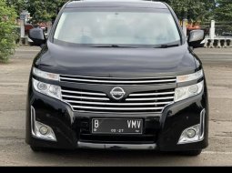 Nissan Elgrand Highway Star 2013 MPV 4