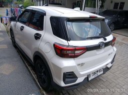 Daihatsu Rocky 1.2 X CVT 2023 Putih 6