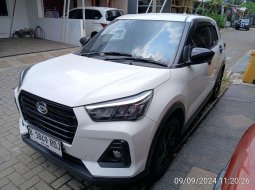 Daihatsu Rocky 1.2 X CVT 2023 Putih 5