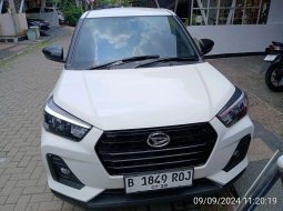 Daihatsu Rocky 1.2 X CVT 2023 Putih 2