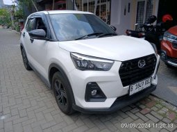 Daihatsu Rocky 1.2 X CVT 2023 Putih