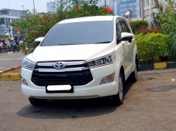 Toyota Kijang Innova V 2019 putih matic bensin cash kredit proses bisa dibantu