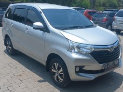 JUAL Daihatsu Xenia 1.3 R MT 2016 Silver