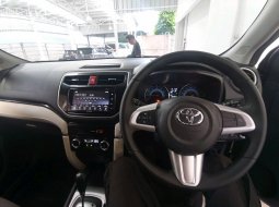 Toyota Rush S TRD 1.5 AT 2020 Hitam 5