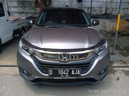 Honda HR-V E CVT Abu-abu