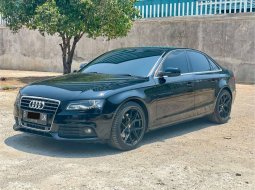 Audi A4 1.8 TFSI PI S-Line Black Edition Hitam