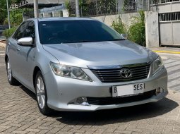 Toyota Camry 2.5 V 2013