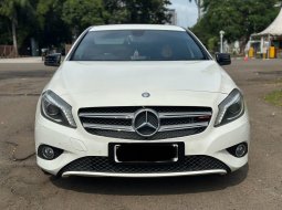 Mercedes-Benz A-Class A 200 2013 Hatchback PALING MURAH SIAP PAKAI 2