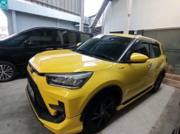 Toyota Raize 1.0T GR Sport CVT (One Tone) 2021 Kuning