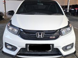 Honda Brio RS Urbanite A/T ( Matic ) 2022 Putih Km 18rban Gress Siap Pakai