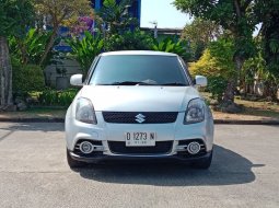 Suzuki Swift GT3 2010 mulus standar