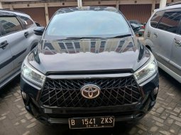 Toyota Kijang Innova k2.0 V A/T Gasoline 2021 Hitam