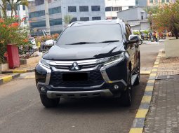 Mitsubishi Pajero Sport Dakar 4x4 AT 2019 hitam matic cash kredit proses bisa dibantu 3