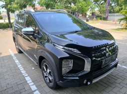 Mitsubishi Xpander Cross Premium Package AT 2021 Hitam 3