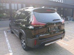 Mitsubishi Xpander Cross Premium Package AT 2021 Hitam 6