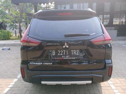 Mitsubishi Xpander Cross Premium Package AT 2021 Hitam 5