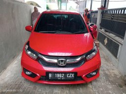 Honda Brio Satya E CVT 2022 Merah