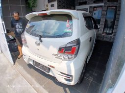 Promo Ayla 1.2 R MT 2022 Putih *99EZI 4