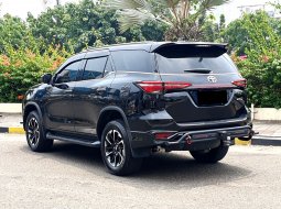 Toyota Fortuner New  4x4 2.8 GR Sport A/T DSL GR SPORT tetradrive matic hitam cash kredit bisa 6