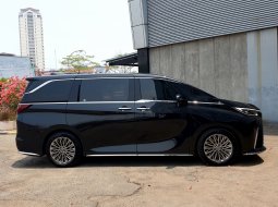 Lexus LM 350 2024 hybrid hitam km 5 ribuan cash kredit proses bisa dibantu 6