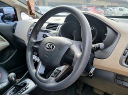 Kia Rio 1.4 Automatic 2014 10