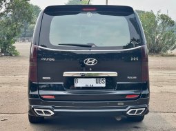 HYUNDAI H1 ROYALE DIESEL AT HITAM 2018 SIAP PAKAI 5