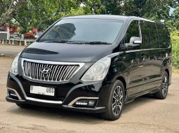 HYUNDAI H1 ROYALE DIESEL AT HITAM 2018 SIAP PAKAI 3