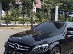 Mercedes-Benz C-Class C 200 Avantgarde Line 2018 Sedan 1