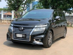 Nissan Elgrand Highway Star 2014 6