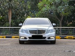 Mercedes-Benz E-Class 250 2010 5