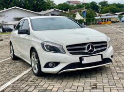 Mercedes-Benz A-Class A 200 2013 Putih 2