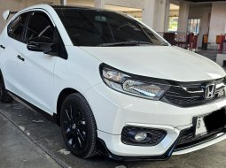 Honda Brio RS Urbanite A/T ( Matic ) 2022 Putih Km Cuma 11rban Mulus Siap Pakai 2