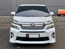 Toyota Vellfire Z 2015 Putih 1